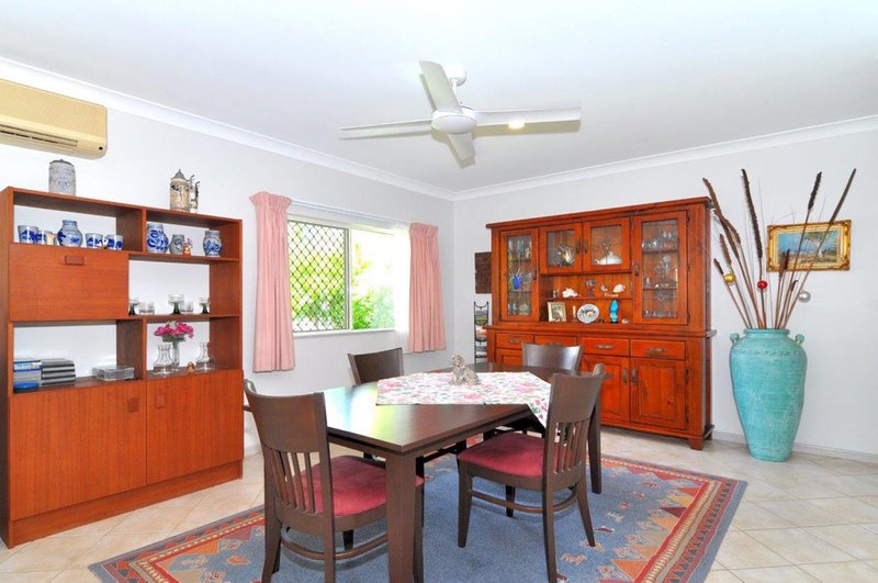 Photo - 4 Helsdon Close, Clifton Beach QLD 4879 - Image 5