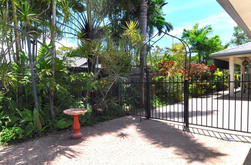 Photo - 4 Helsdon Close, Clifton Beach QLD 4879 - Image 8