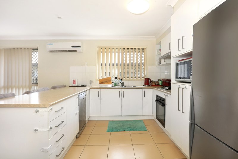 Photo - 4 Henry Street, Coomera QLD 4209 - Image 6