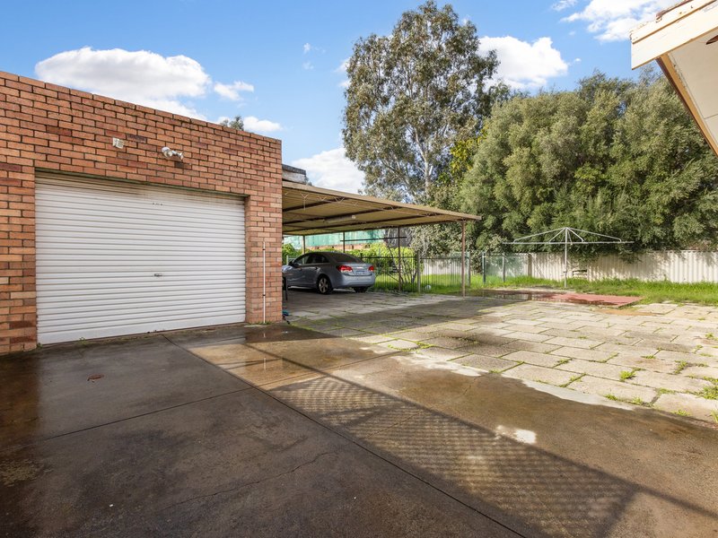 Photo - 4 Henry Street, East Cannington WA 6107 - Image 27