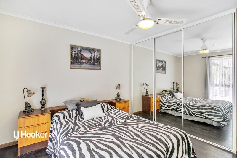 Photo - 4 Heron Court, Modbury Heights SA 5092 - Image 3