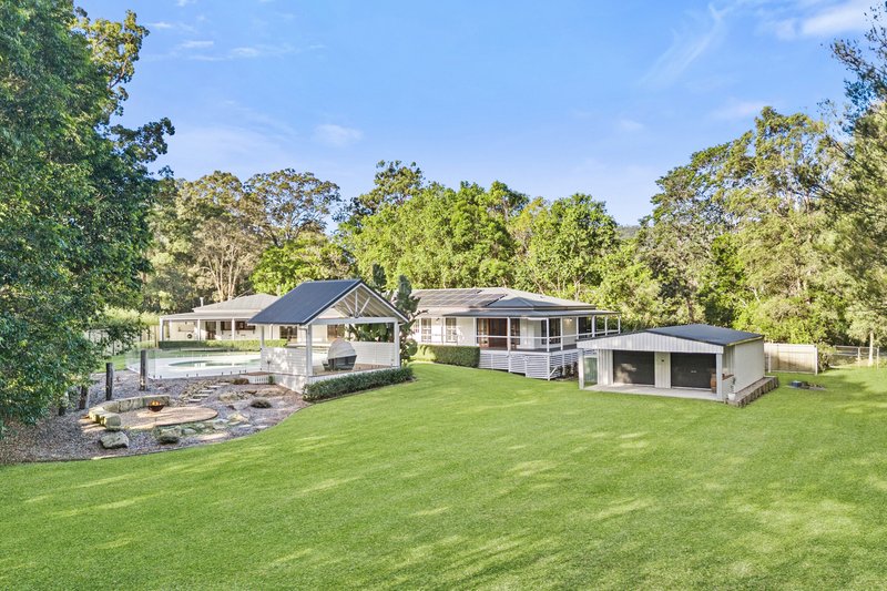 Photo - 4 Hersden Court, Bonogin QLD 4213 - Image 1