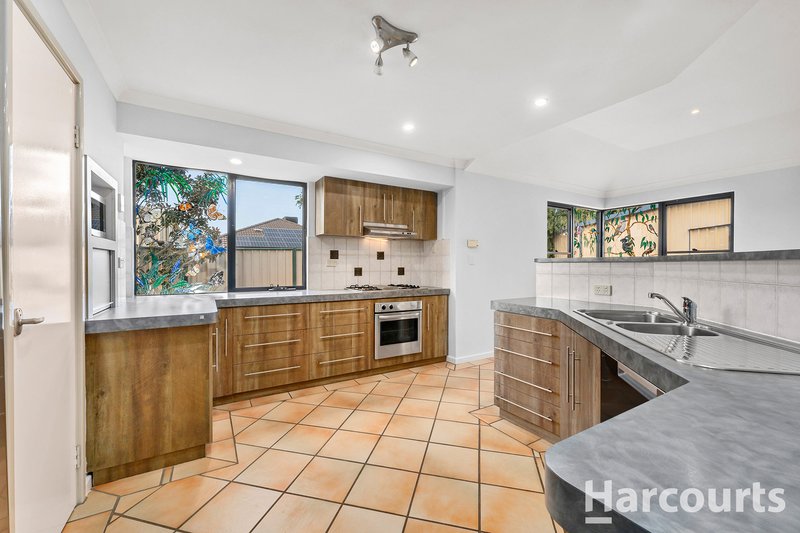 Photo - 4 Heyerdahl Way, Dudley Park WA 6210 - Image 5