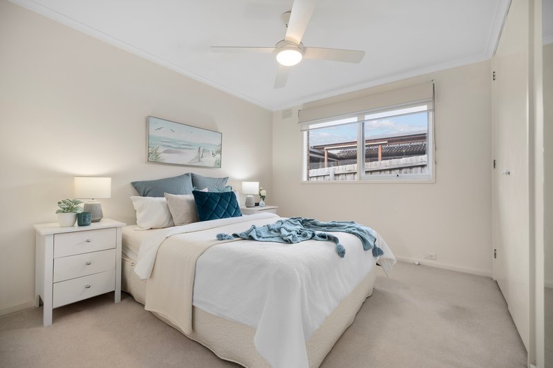 Photo - 4 Heysham Drive, Wheelers Hill VIC 3150 - Image 13