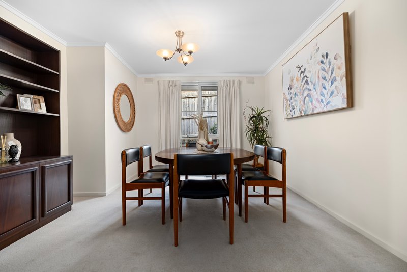 Photo - 4 Heysham Drive, Wheelers Hill VIC 3150 - Image 14