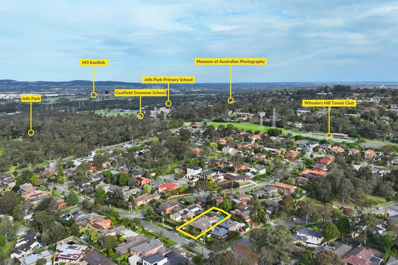 Photo - 4 Heysham Drive, Wheelers Hill VIC 3150 - Image 24