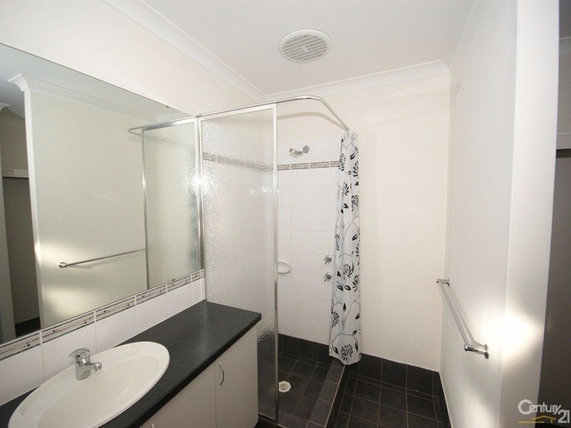 Photo - 4 Highbridge Way, Leda WA 6170 - Image 7