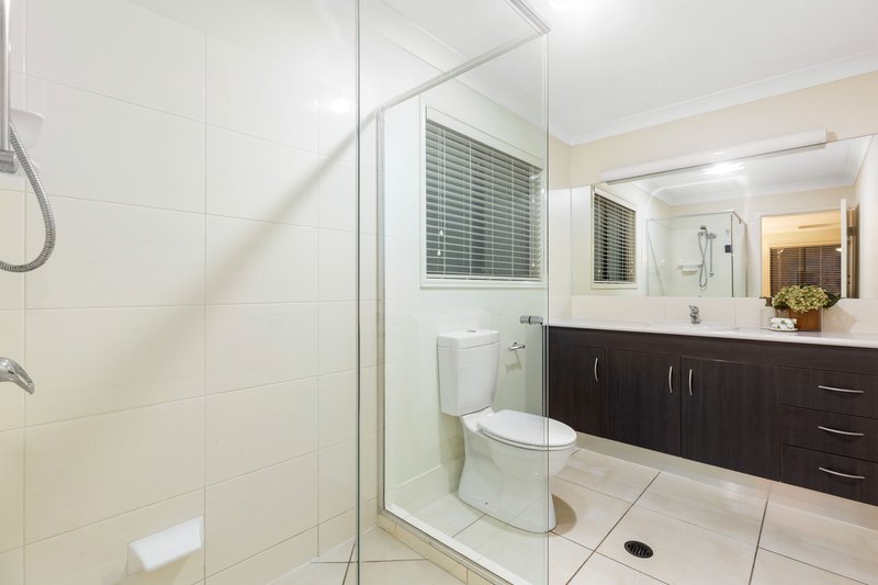 Photo - 4 Highbury Place, Upper Kedron QLD 4055 - Image 13