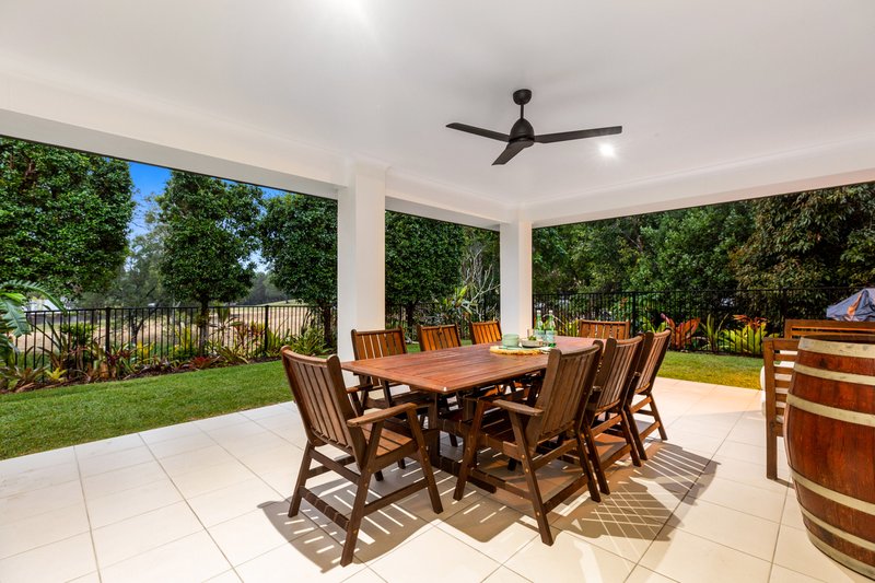 Photo - 4 Highbury Place, Upper Kedron QLD 4055 - Image 15