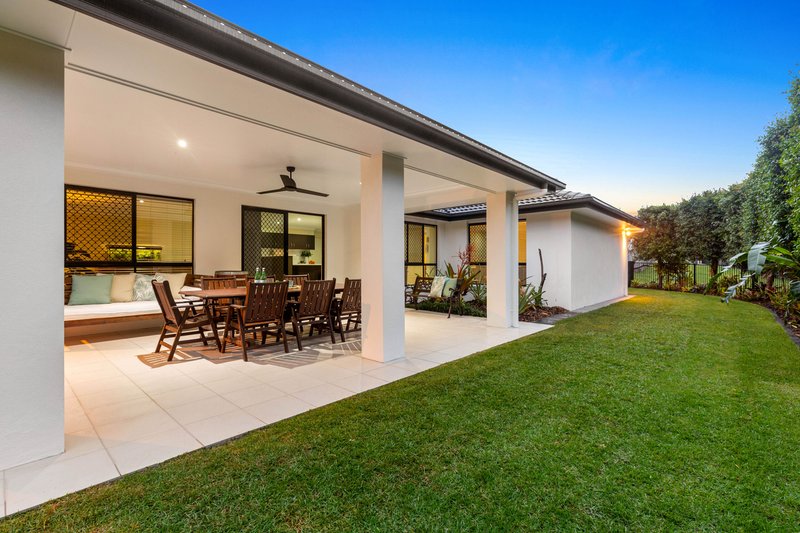 Photo - 4 Highbury Place, Upper Kedron QLD 4055 - Image 16