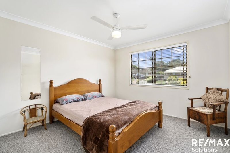 Photo - 4 Highfield Crescent, Strathpine QLD 4500 - Image 6