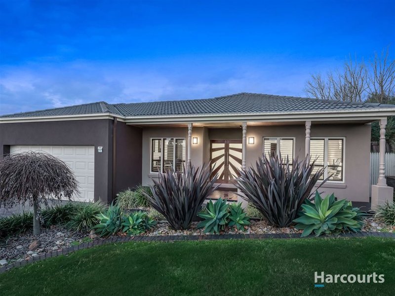 Photo - 4 Highview Court, Lysterfield VIC 3156 - Image 2