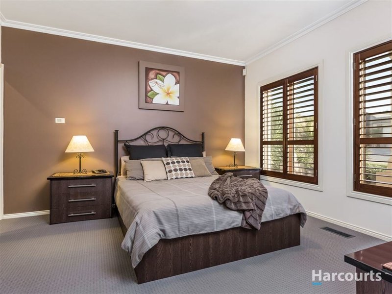 Photo - 4 Highview Court, Lysterfield VIC 3156 - Image 5