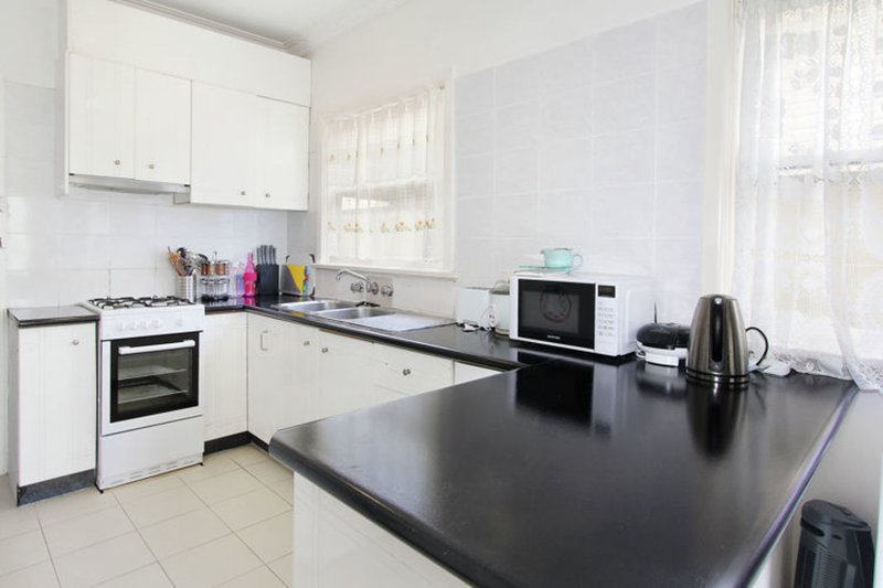 Photo - 4 Highview Street, Blacktown NSW 2148 - Image 3