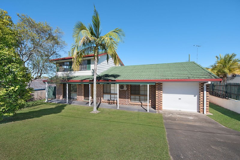 Photo - 4 Hilarie Avenue, Springwood QLD 4127 - Image 12