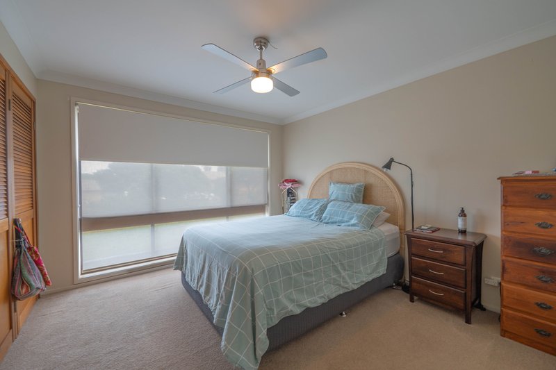 Photo - 4 Hillcrest Avenue, Parkes NSW 2870 - Image 9