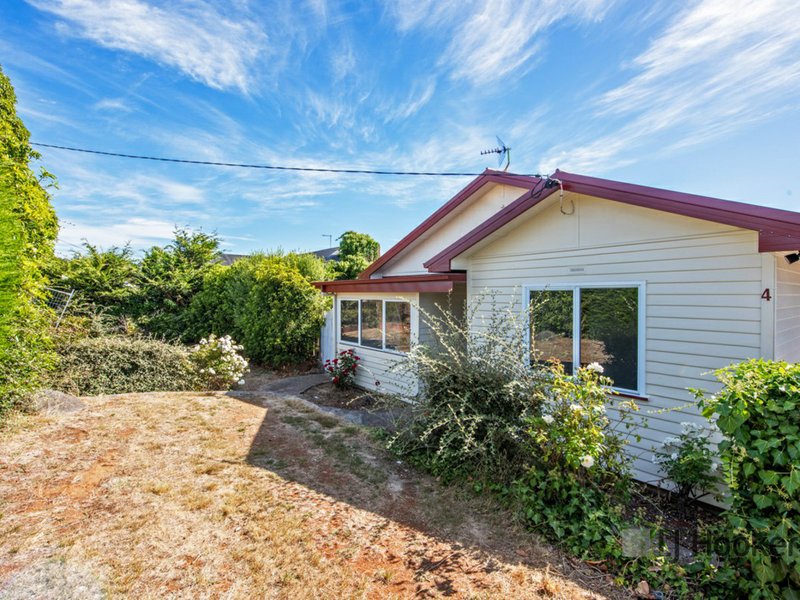 4 Hillcrest Road, Devonport TAS 7310