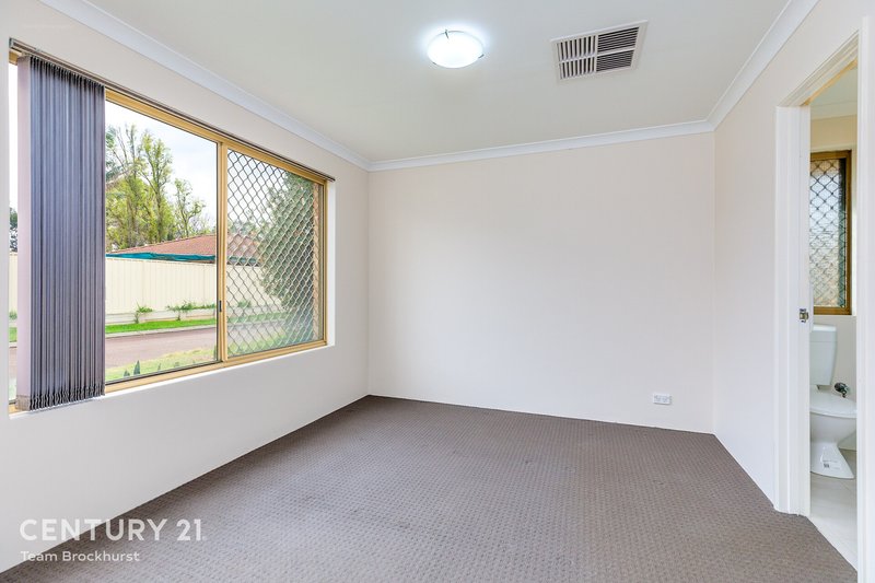 Photo - 4 Hillview Court, Gosnells WA 6110 - Image 9