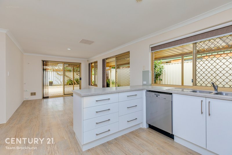 Photo - 4 Hillview Court, Gosnells WA 6110 - Image 16