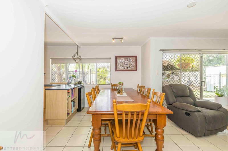 Photo - 4 Hinkler Crescent, Mount Isa QLD 4825 - Image 6