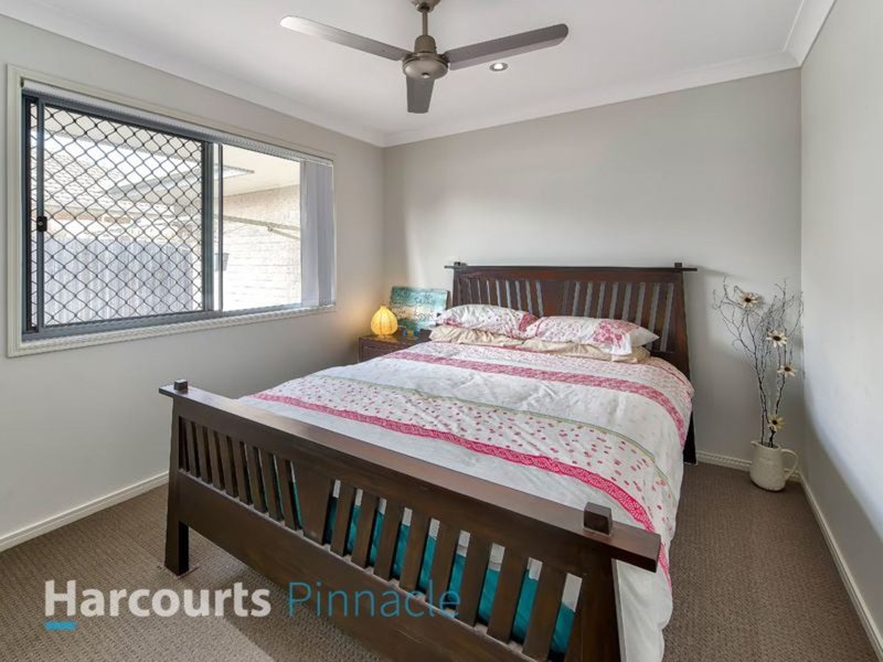 Photo - 4 Hipwood Street, Morayfield QLD 4506 - Image 7