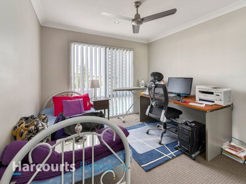 Photo - 4 Hipwood Street, Morayfield QLD 4506 - Image 8