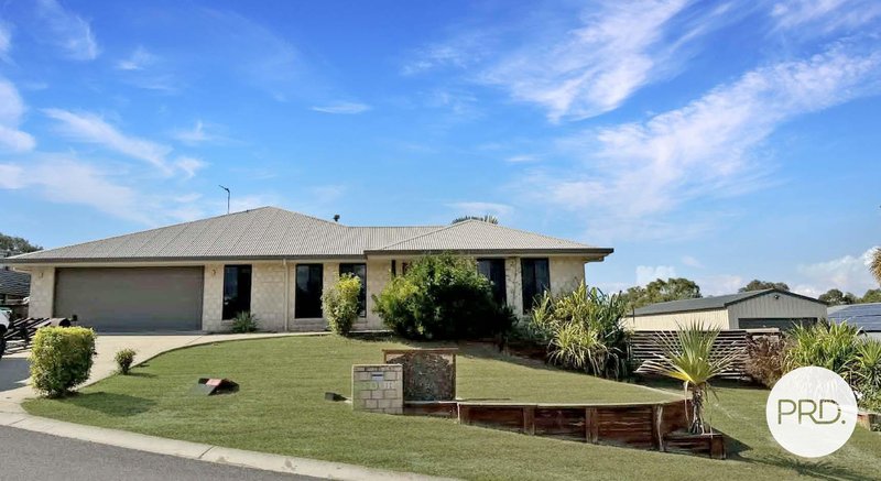 Photo - 4 Hoddinott Close, Tannum Sands QLD 4680 - Image 1