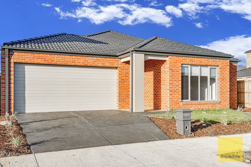 Photo - 4 Hogarth Street, Tarneit VIC 3029 - Image 2