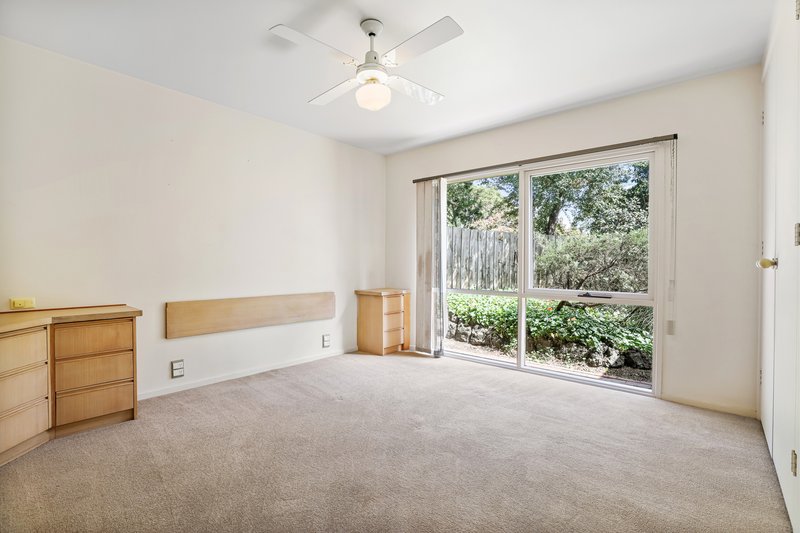 Photo - 4 Hollyoak Haven , Chirnside Park VIC 3116 - Image 8