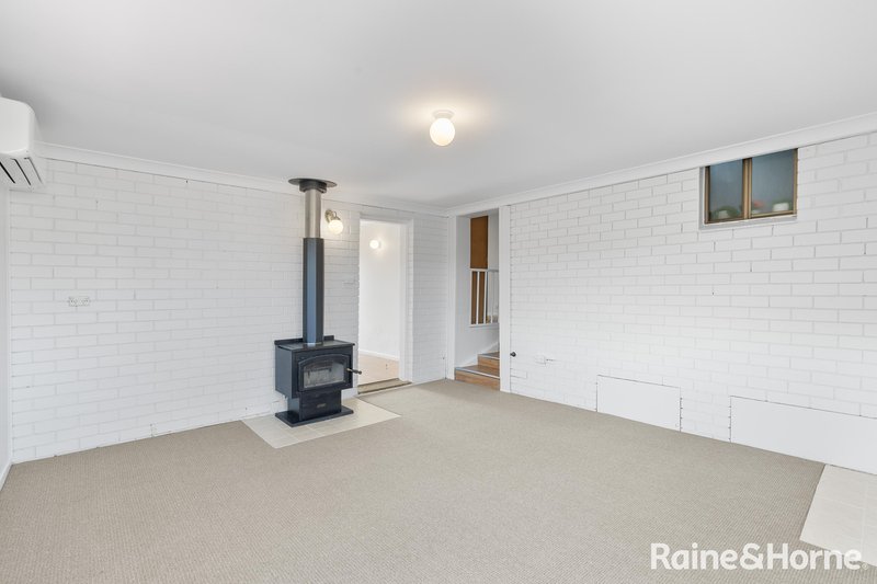 Photo - 4 Hollywood Avenue, Ulladulla NSW 2539 - Image 9