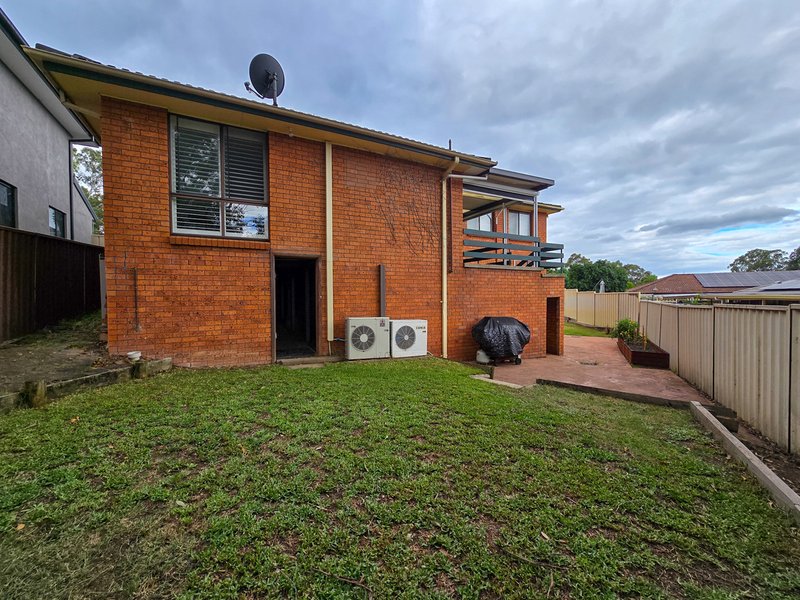 Photo - 4 Holmegate Crescent, Cranebrook NSW 2749 - Image 5
