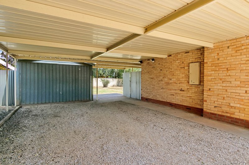 Photo - 4 Holmes Street, Willaston SA 5118 - Image 11