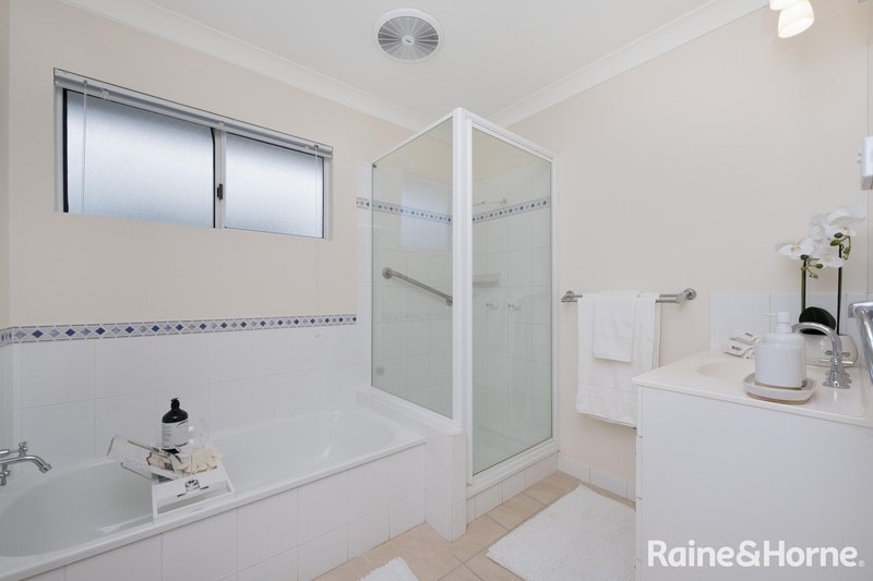 Photo - 4 Hoop Street, Kirwan QLD 4817 - Image 12