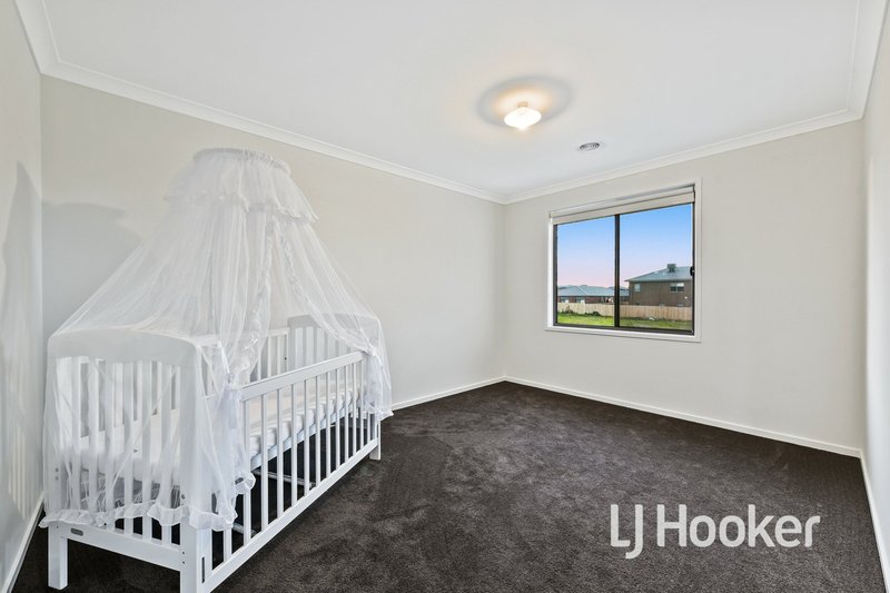 Photo - 4 Hopkins Street, Clyde VIC 3978 - Image 14