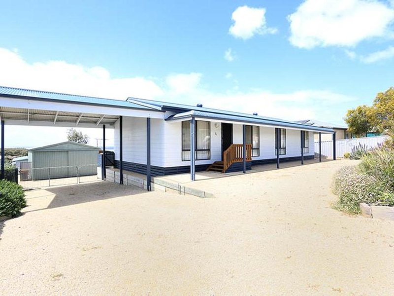 4 Hosking Road, Tiddy Widdy Beach SA 5571