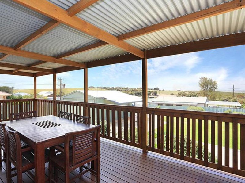 Photo - 4 Hosking Road, Tiddy Widdy Beach SA 5571 - Image 4