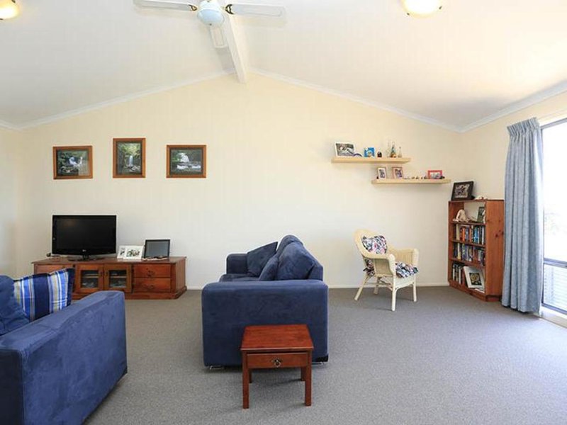 Photo - 4 Hosking Road, Tiddy Widdy Beach SA 5571 - Image 9