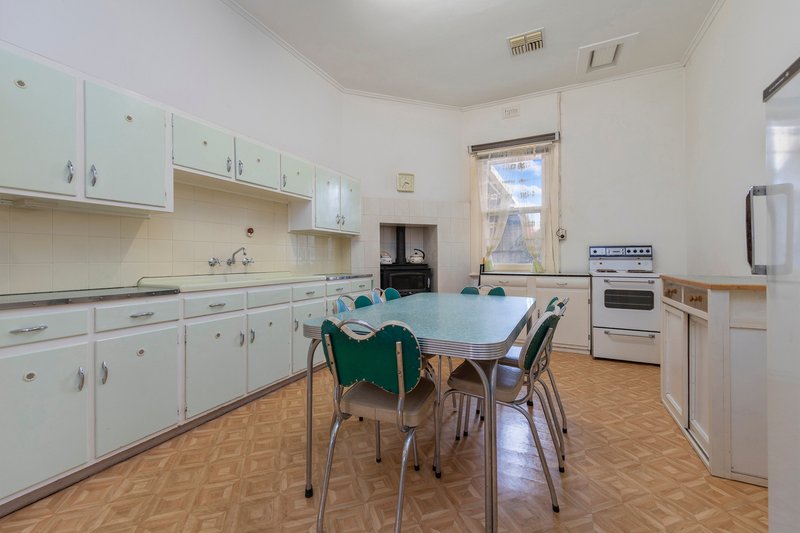 Photo - 4 Hospice Road, Hamley Bridge SA 5401 - Image 10