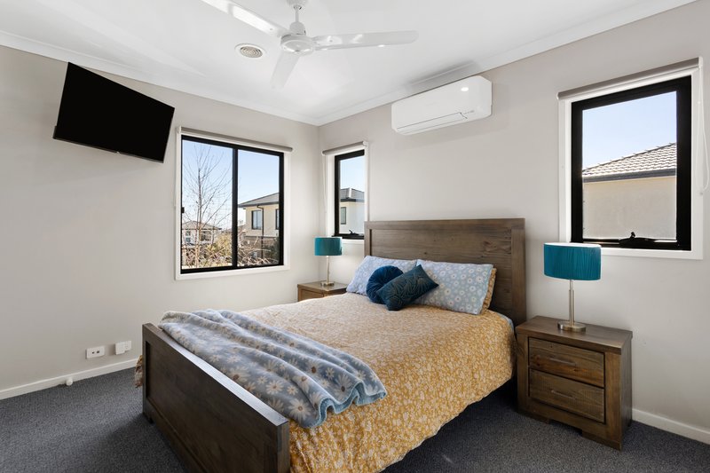 Photo - 4 Hotelier Court, Skye VIC 3977 - Image 7
