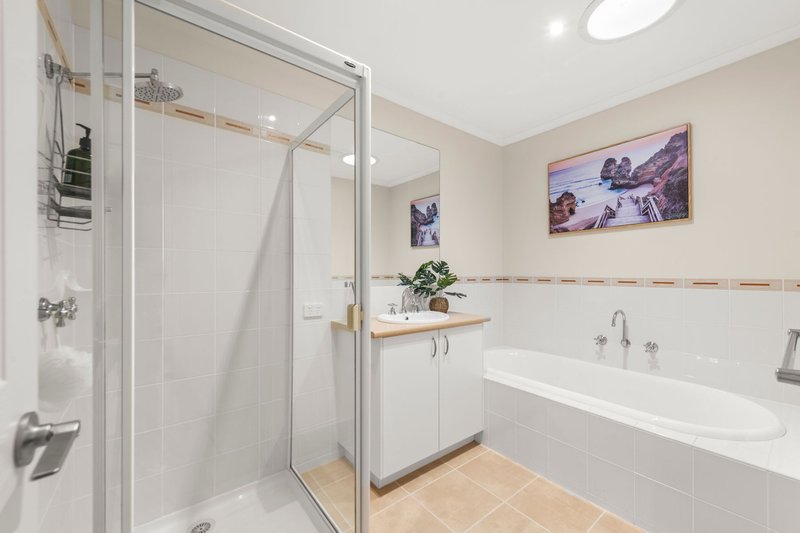 Photo - 4 Houghton Drive, Ferntree Gully VIC 3156 - Image 14