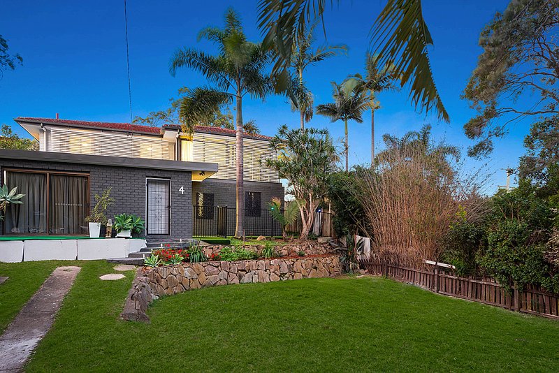 Photo - 4 Hovea Street, Everton Hills QLD 4053 - Image 4