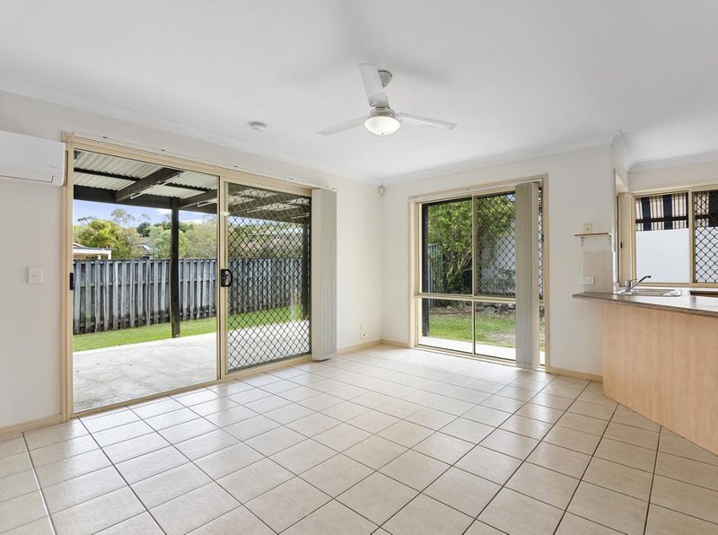 Photo - 4 Howland Circuit, Pacific Pines QLD 4211 - Image 3
