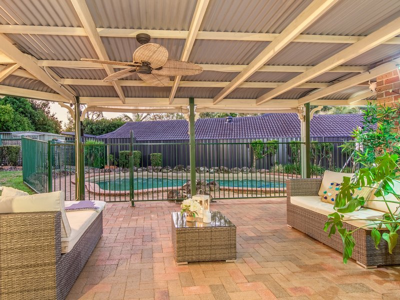 Photo - 4 Hoylake Court, Parkwood QLD 4214 - Image 11