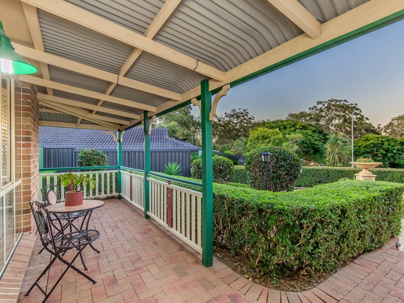 Photo - 4 Hoylake Court, Parkwood QLD 4214 - Image 13