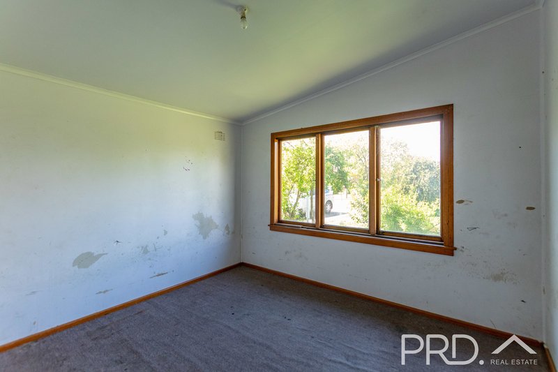 Photo - 4 Hudson Street, Tumut NSW 2720 - Image 5