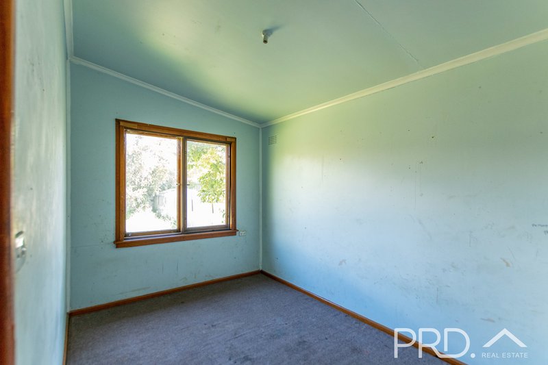 Photo - 4 Hudson Street, Tumut NSW 2720 - Image 8