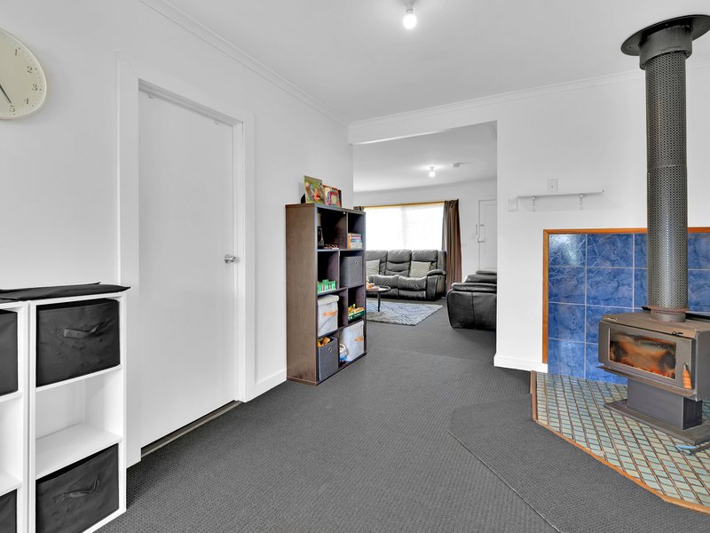 Photo - 4 Hugh Street, St Marys TAS 7215 - Image 4