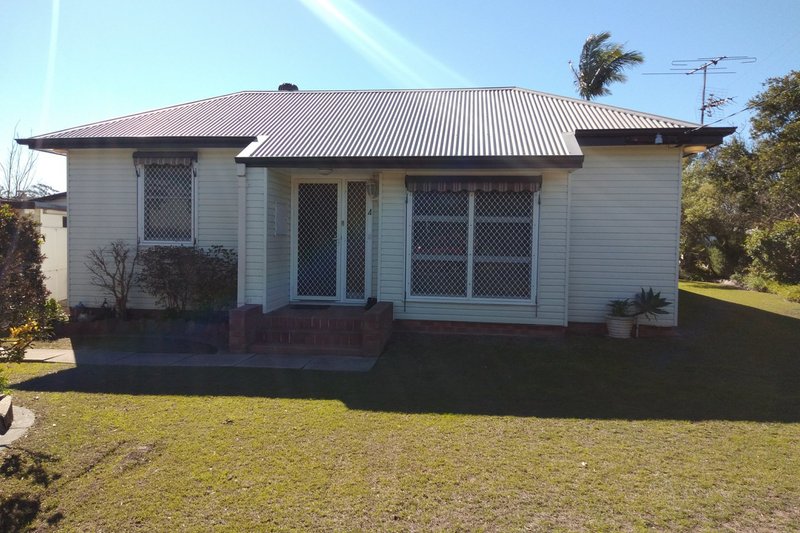 Photo - 4 Hughes Street, East Maitland NSW 2323 - Image 1