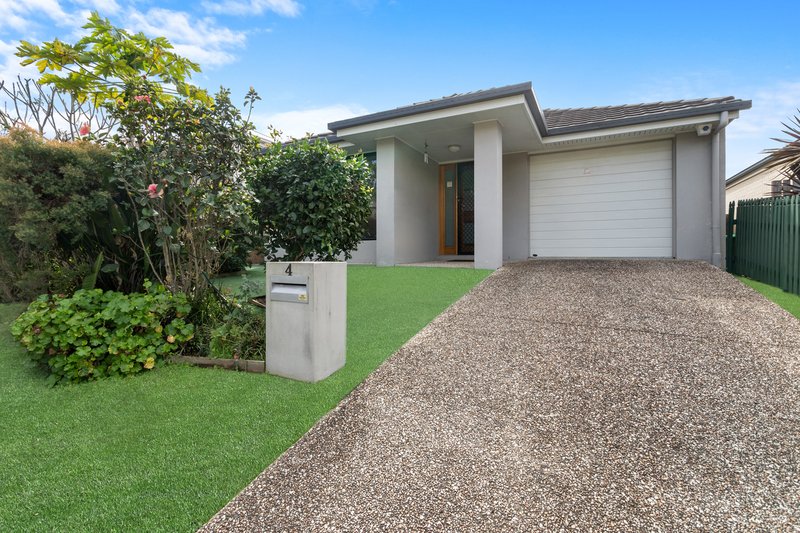 Photo - 4 Hume Circuit, Warner QLD 4500 - Image 1
