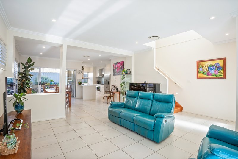 Photo - 4 Huntingdale Close, Shell Cove NSW 2529 - Image 5